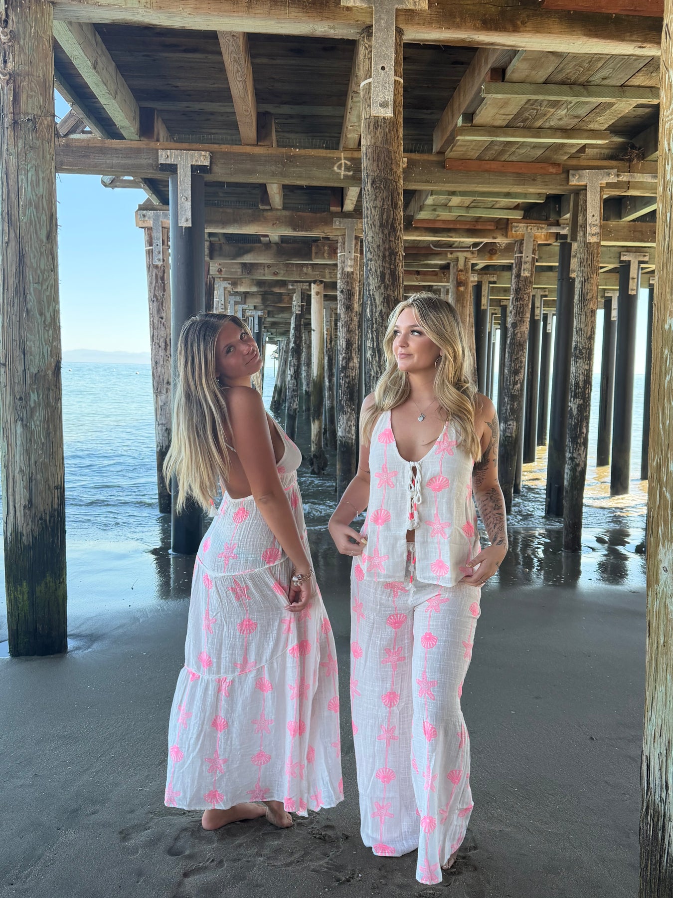 Halter Maxi Dress in Pink Shell Print, White/pink / M Halter Maxi Dress in Pink Shell Print, White/pink / M
